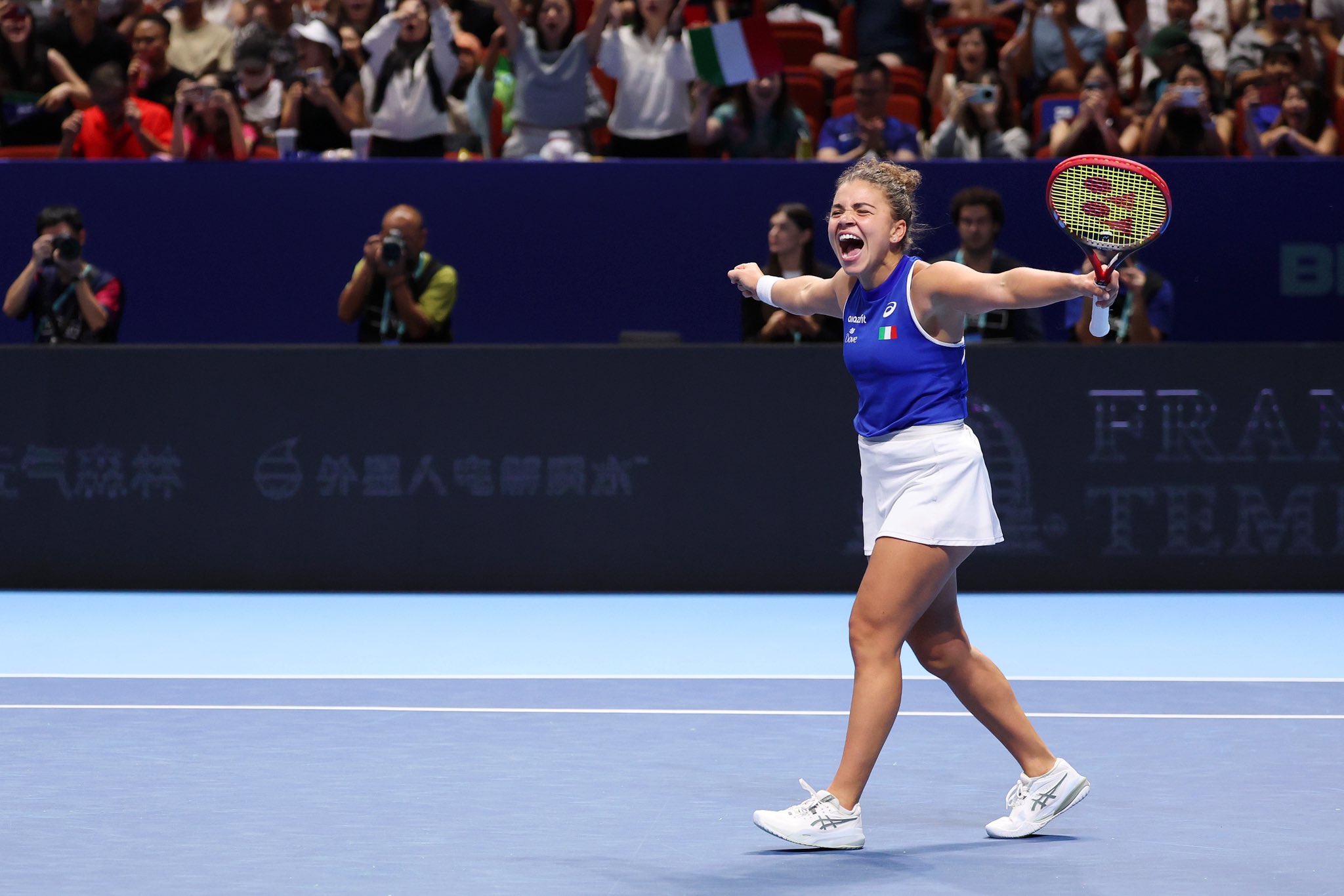 Paolini lidera a Italia a la final de la Billie Jean King Cup 2025